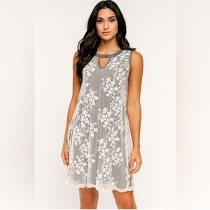 🏷️ 2/$20 Altar’d State Keyhole Green and Cream Lace Cocktail Dress